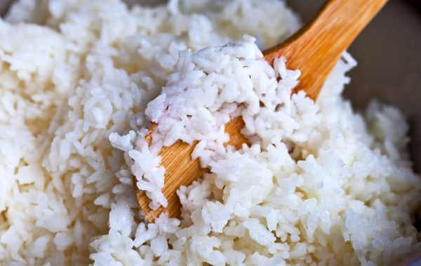 Arroz-parboilizacao-e-amido-resistente-patyayres-nutricionista-cetogenica-em-sao-paulo