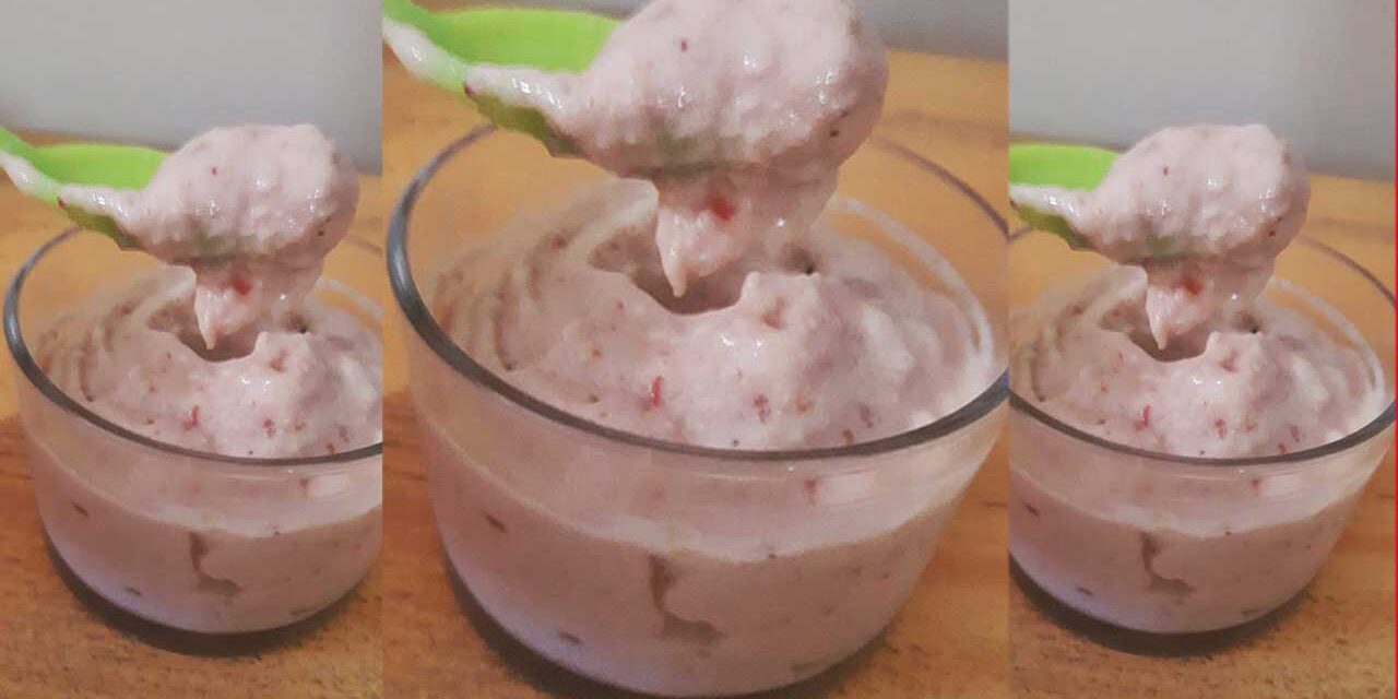 Sorvete de Morango para Bebês Receita de Sorvete de Morango para Bebês - Por Paty Ayres