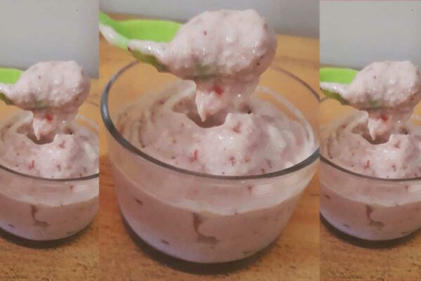 Receita de Sorvete de Morango para Bebês - Por Paty Ayres