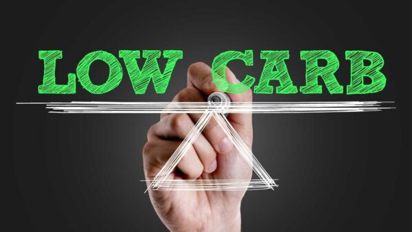 Low Carb não é Estilo de Vida Low Carb não é Estilo de Vida - Por Paty Ayres