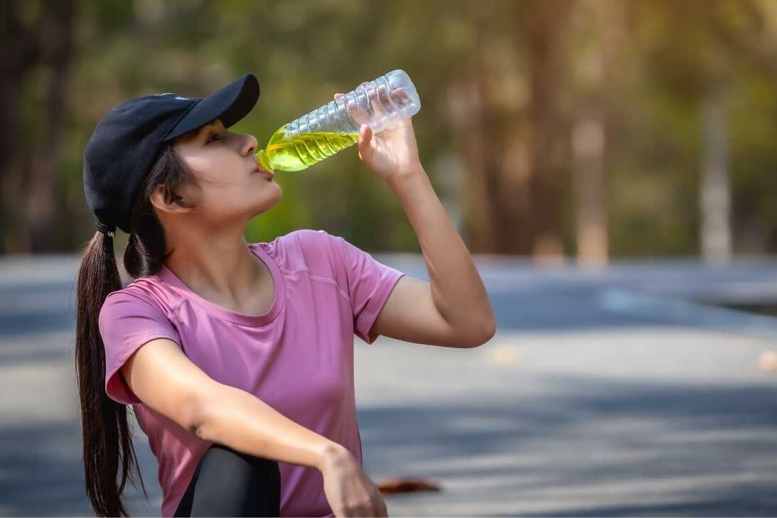 O que são Eletrólitos O que são Eletrólitos por Paty Ayres