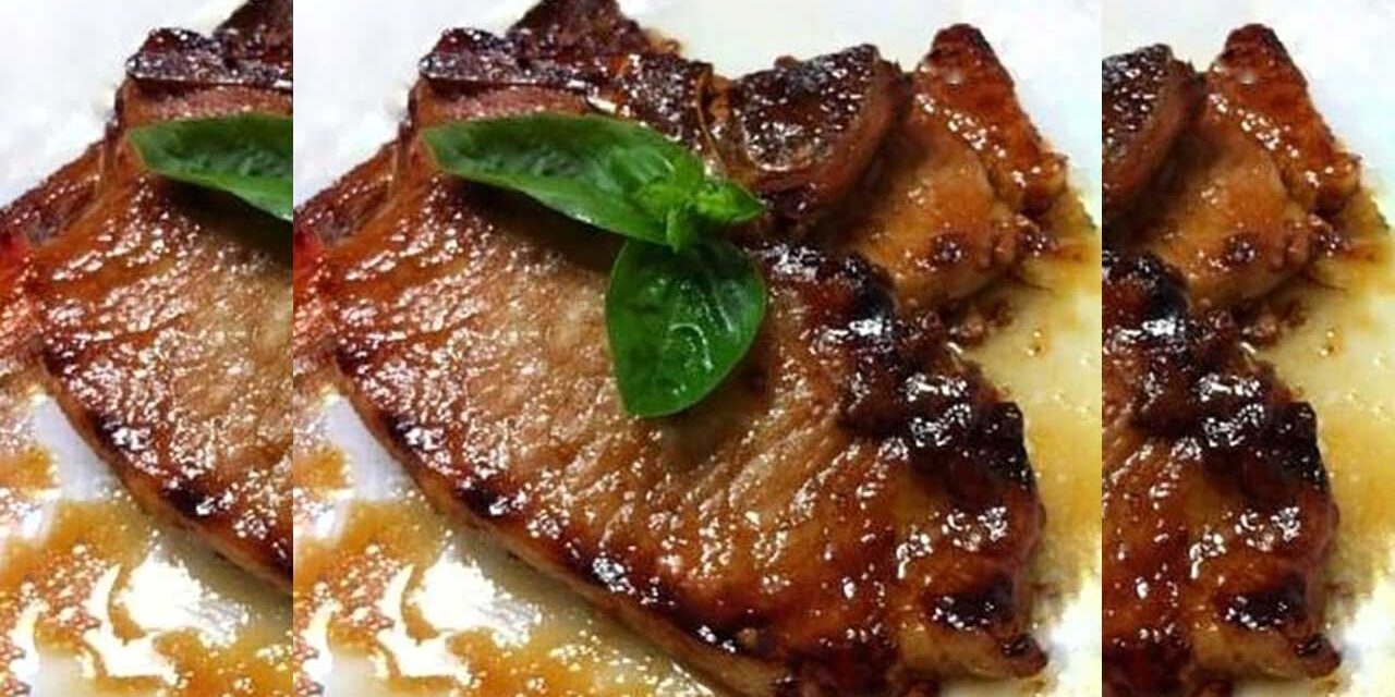 Receita de Bisteca Suína Caramelizada Receita de Bisteca Suína Caramelizada - Por Paty Ayres