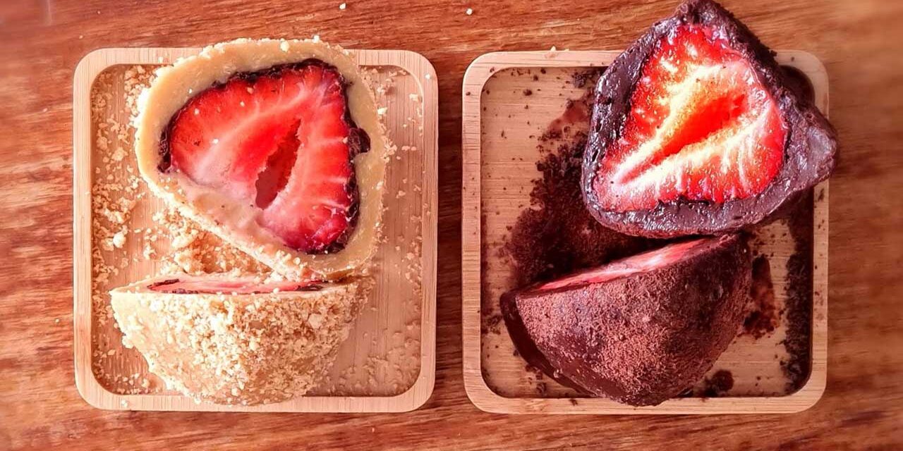 Receita de Bombom de Morango Proteica com Chocolate Branco Receita de Bombom de Morango Proteica com Chocolate Branco - Por Paty Ayres