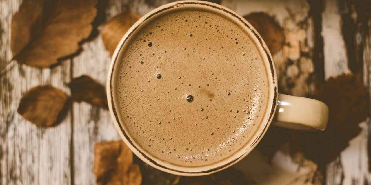 Cappuccino Proteico Imagem de caneca com Cappuccino Proteico - Receita por Paty Ayres